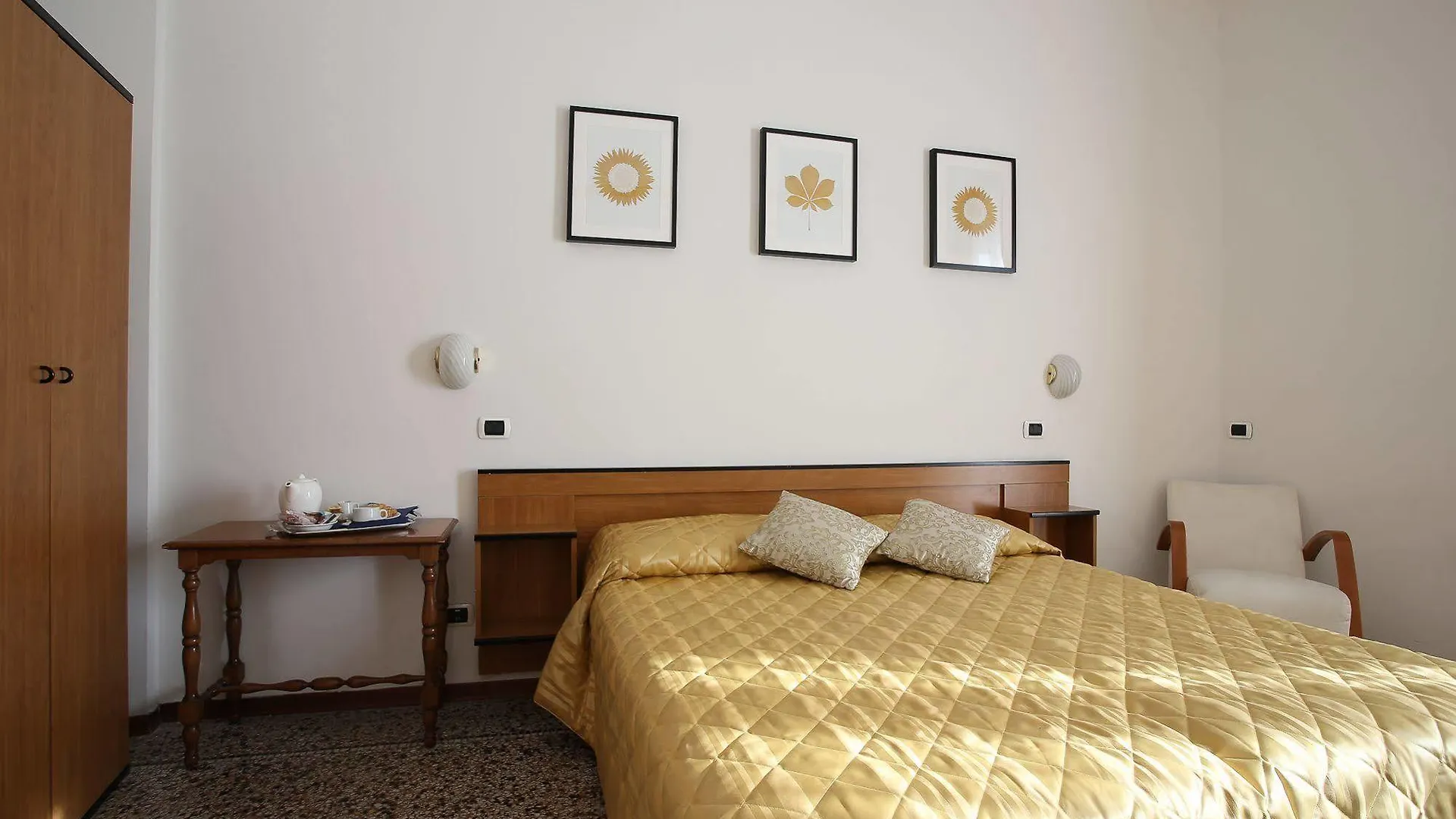Hotel Casa Del Lago Florence