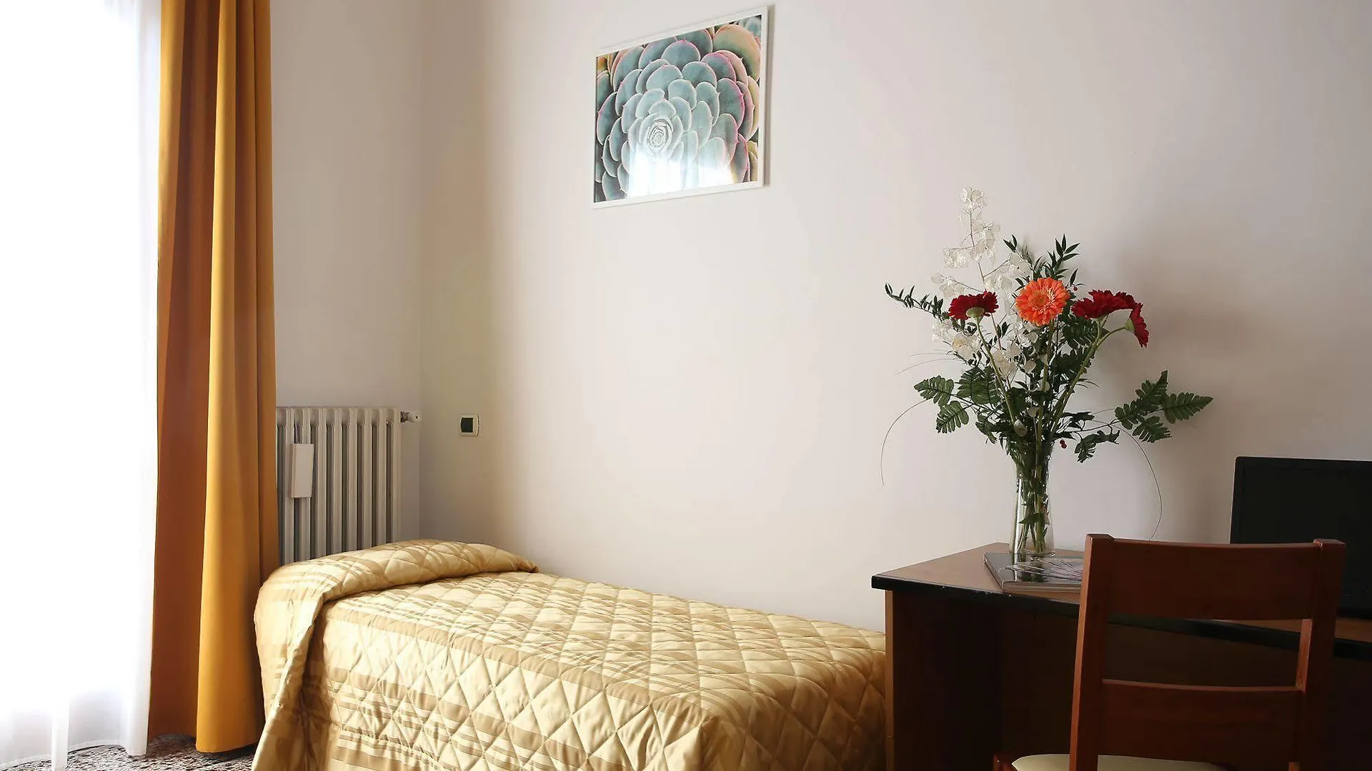 Hotel Casa Del Lago Florence