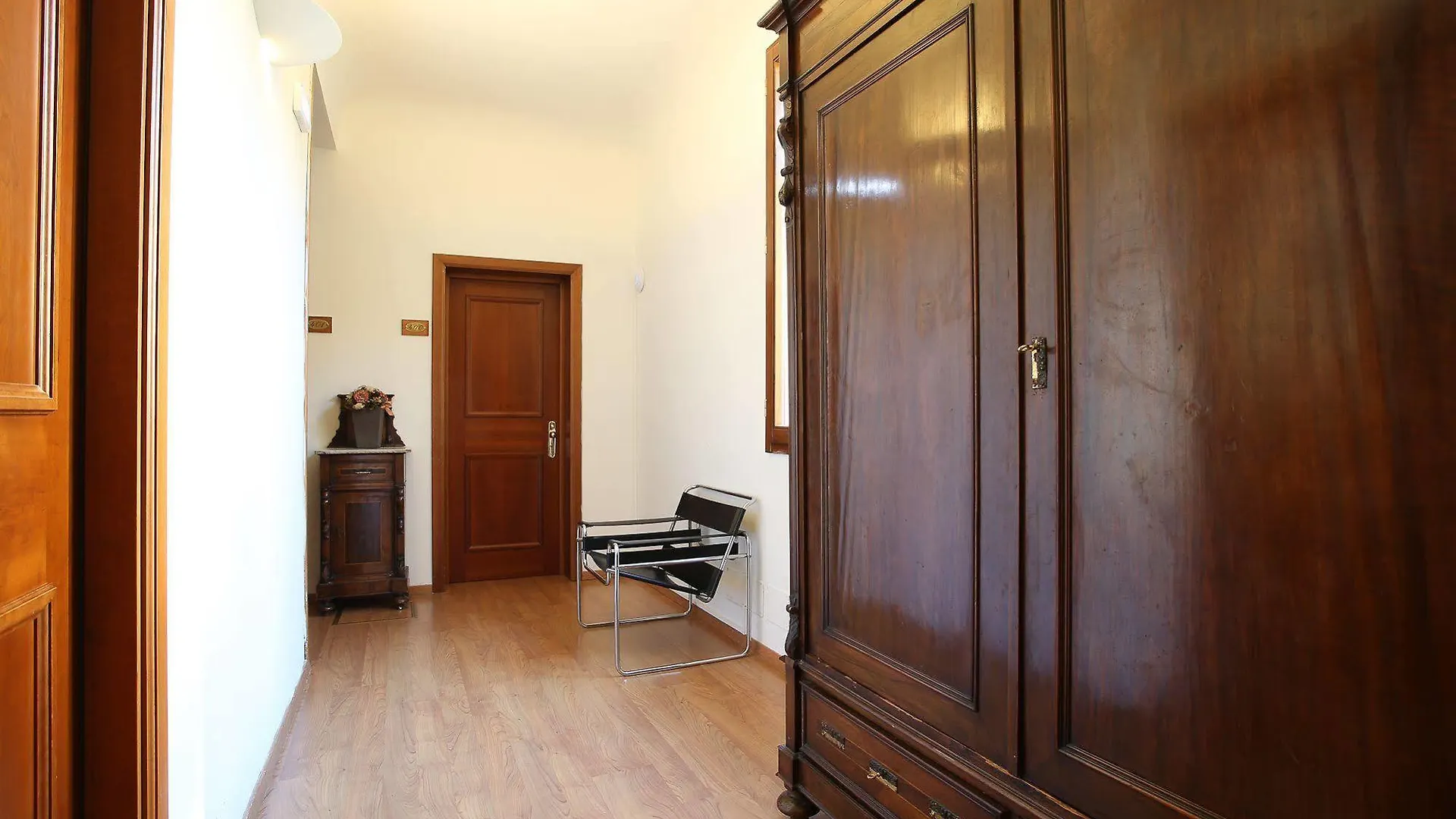 Hotel Casa Del Lago Florence