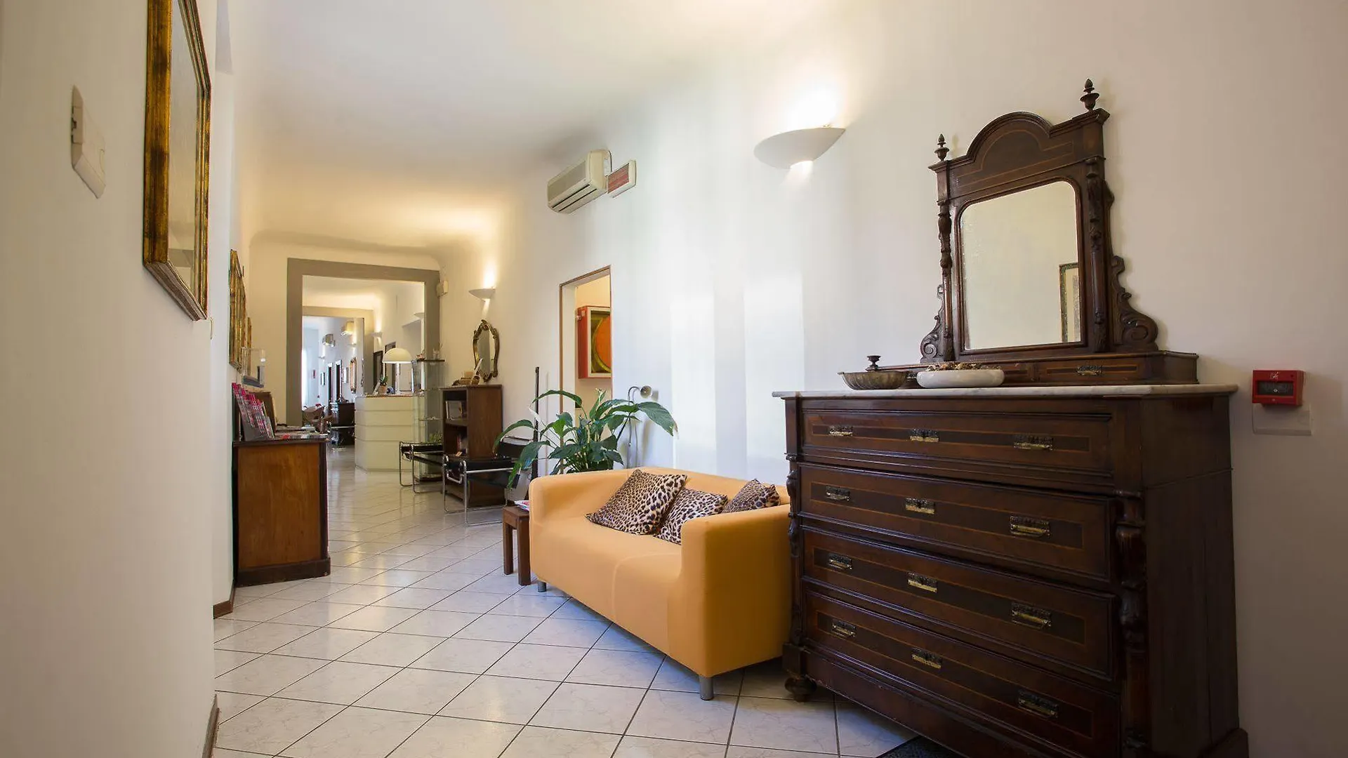 Hotel Casa Del Lago Florence 3*,